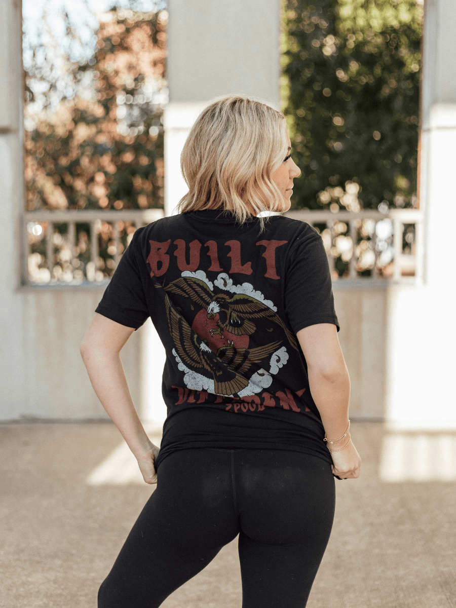 Built Different T-Shirt kaufen - 2POOD T-Shirts - Fitness Onlineshop