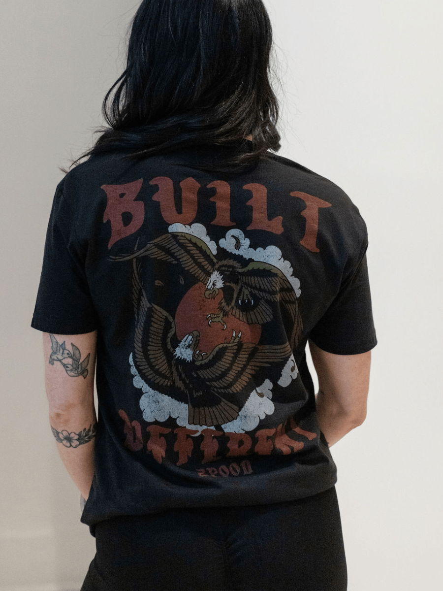Built Different T-Shirt kaufen - 2POOD T-Shirts - Fitness Onlineshop