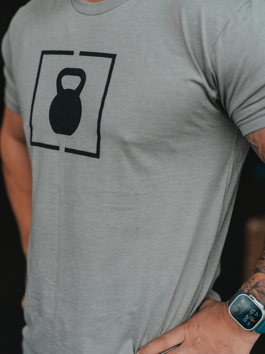 Grey Kettlebell Patch T-Shirt kaufen - 2POOD T-Shirts - Fitness Onlineshop