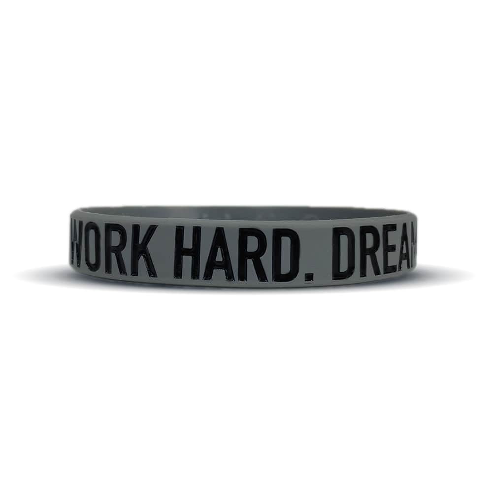 Elite Athletic Gear WORK HARD. DREAM BIG. Wristband kaufen bei haghpowered.com