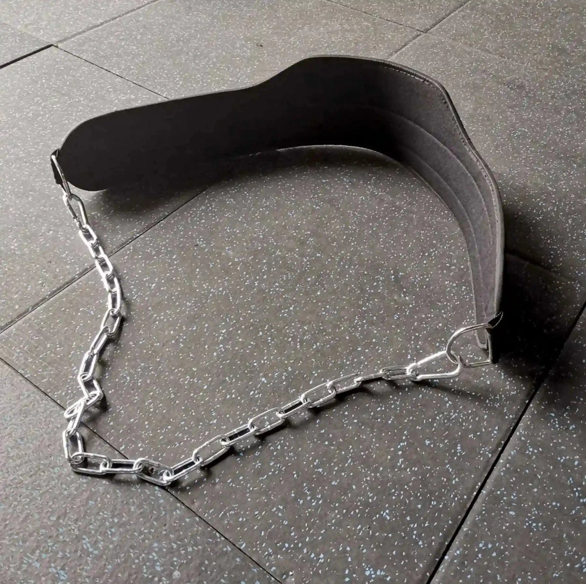 Kompakter Dip Belt mit Kette kaufen - HighPowered Dip Gürtel - Fitness Onlineshop
