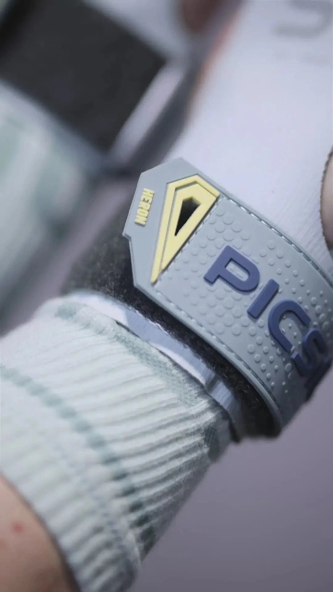 Heron Grips kaufen - PicSil Gymnastics Grips - Fitness Onlineshop