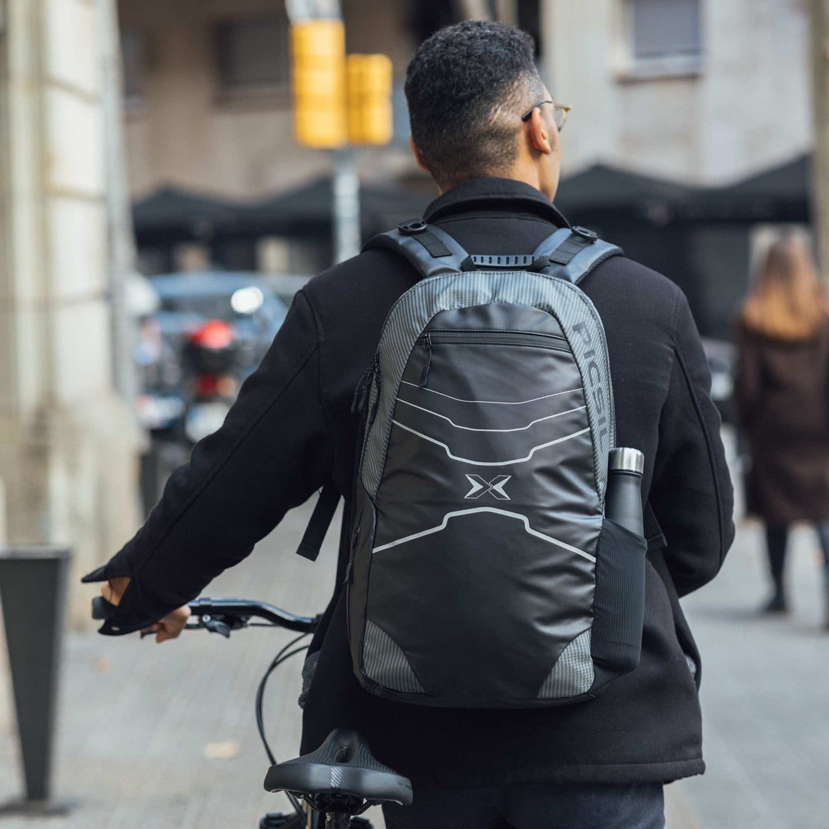 PicSil Urban Backpack (28L) Schwarz kaufen bei haghpowered.com