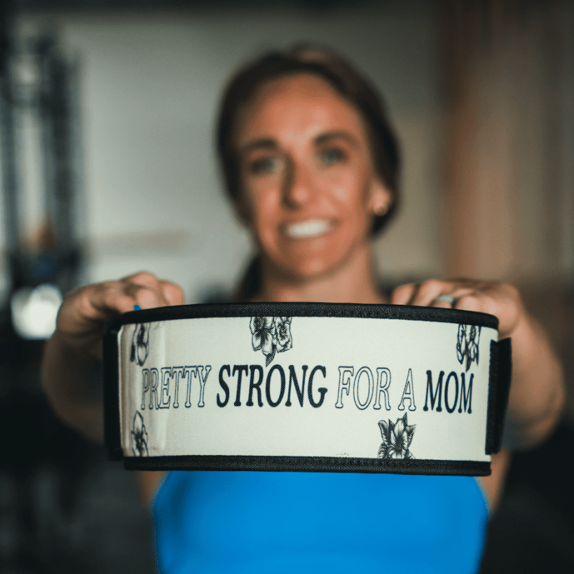 Pretty Strong for a Mom by Arielle Loewen 4" Weightlifting Belt kaufen - RK Industries Official Lifting Belts of USAW - Fitness Onlineshop