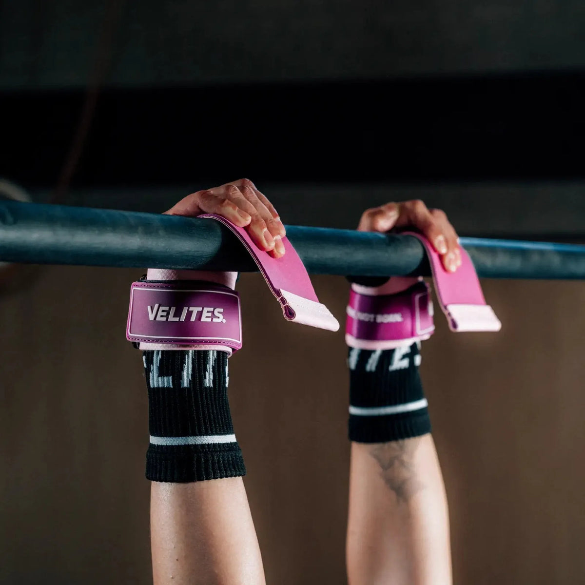 Velites Quad Ultra Grips (No Chalk) Pink kaufen bei haghpowered.com