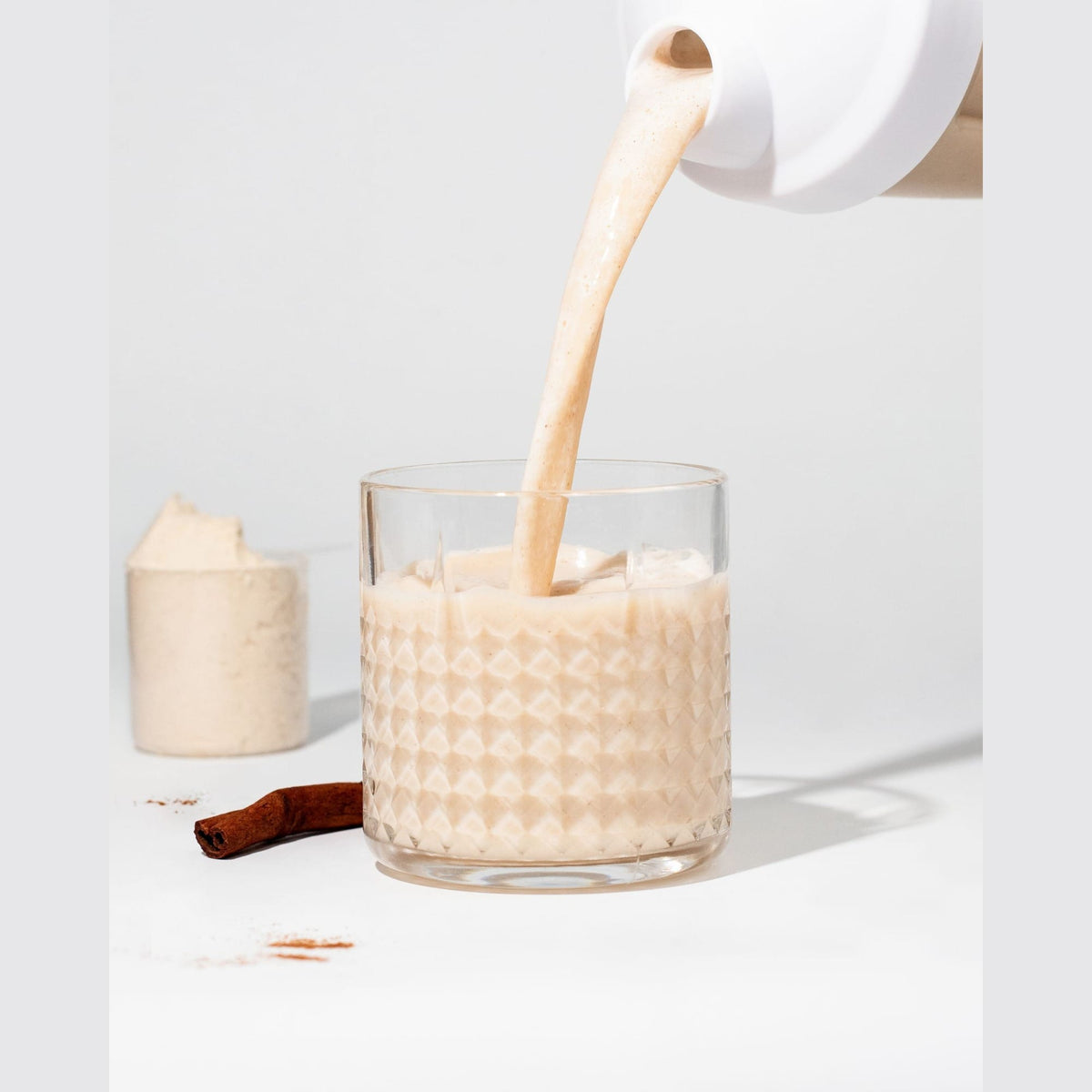 Grass-Fed Whey Protein kaufen - Vilgain Whey Proteinpulver - Fitness Onlineshop