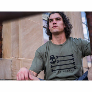 2POOD Lift Heavy Flag T-Shirt Olivegrün kaufen bei haghpowered.com
