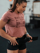 Success Accepts No Excuses Crop Top kaufen -  2POOD Oberteile Damen  - Fitness Onlineshop
