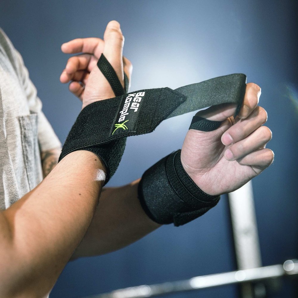 Bear KompleX Wrist Wraps (Handgelenkbandagen) kaufen bei haghpowered.com