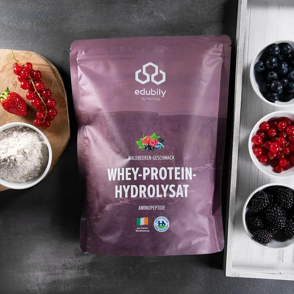 Whey-Hydrolysat Pulver aus Weidemilch Waldbeere kaufen -  edubily Whey Proteinpulver  - Fitness Onlineshop
