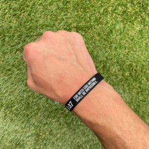 Luke 1:37 Wristband kaufen -  Elite Athletic Gear Armbänder  - Fitness Onlineshop