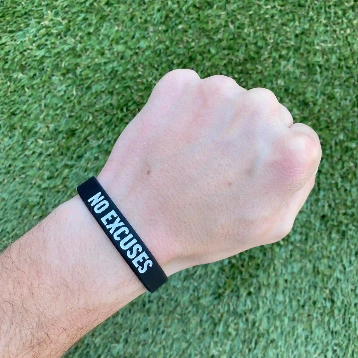 NO EXCUSES Wristband kaufen -  Elite Athletic Gear Armbänder  - Fitness Onlineshop