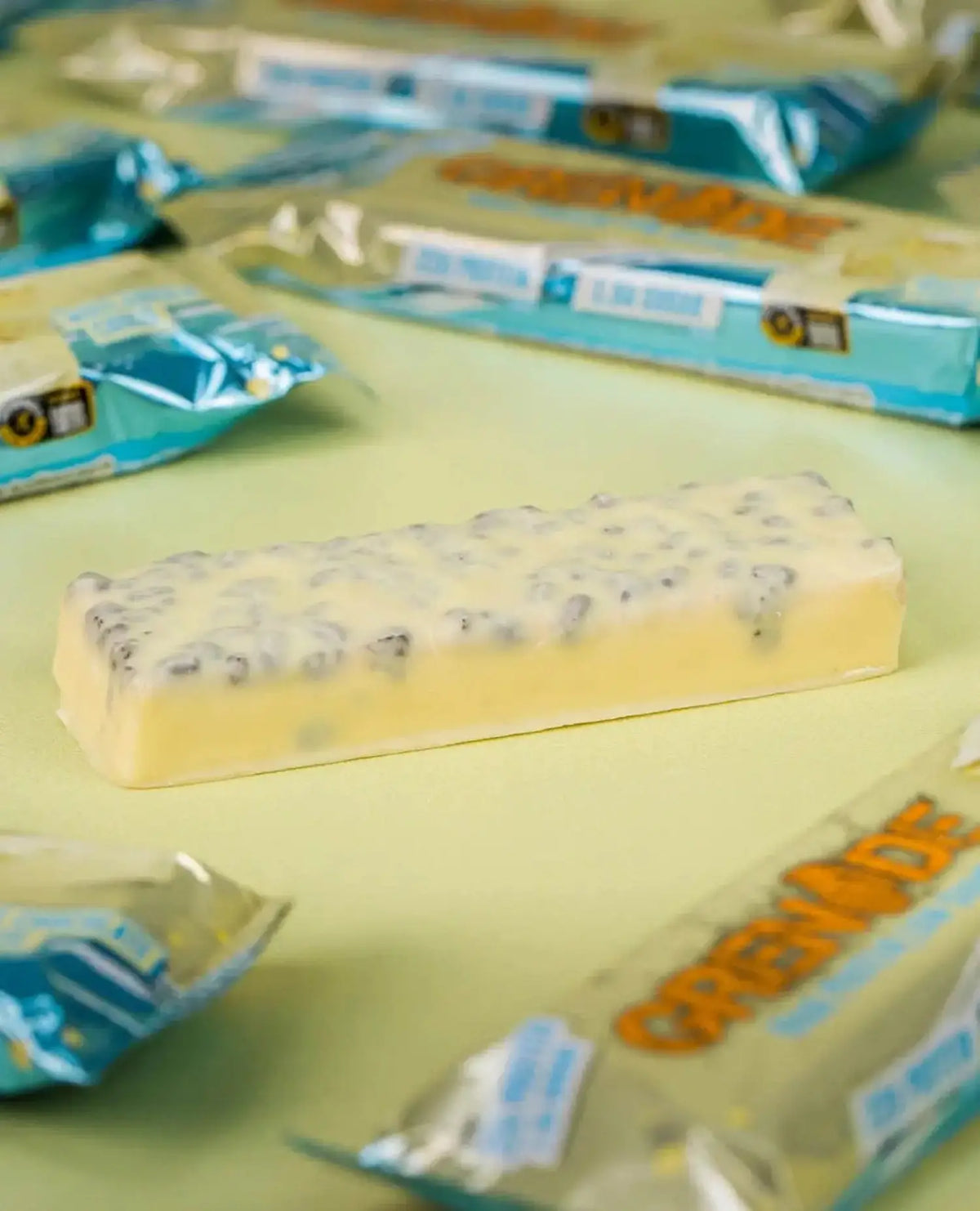 Grenade Grenade Protein Bar 12 x 60 g White Chocolate Cookie kaufen bei haghpowered.com