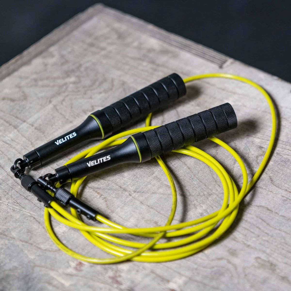 Velites Earth 2.0 Jump Rope (Trainingsspringseil) Schwarz kaufen bei haghpowered.com